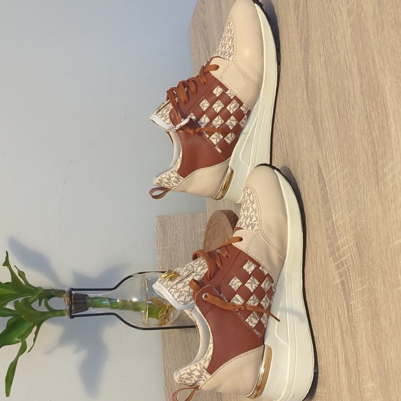 Michael Kors Cream and Brown Retro Sneakers - Picture 6 of 9